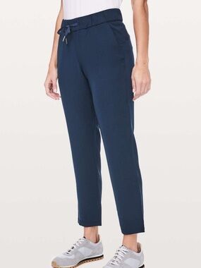 Lululemon On The Fly Pant *Woven 27" True Navy